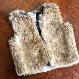NWOT OshKosh b’gosh faux fur vest